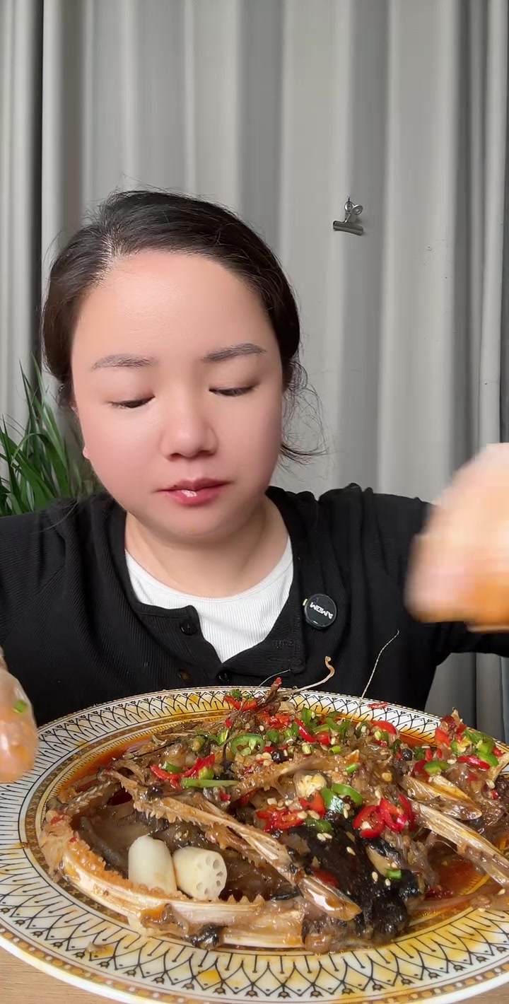 好久没吃安康鱼超爱它的头还贼烫
