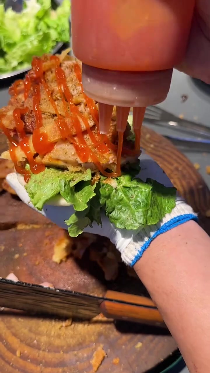 90后摆摊卖炸鸡馍日入四位数的一天!