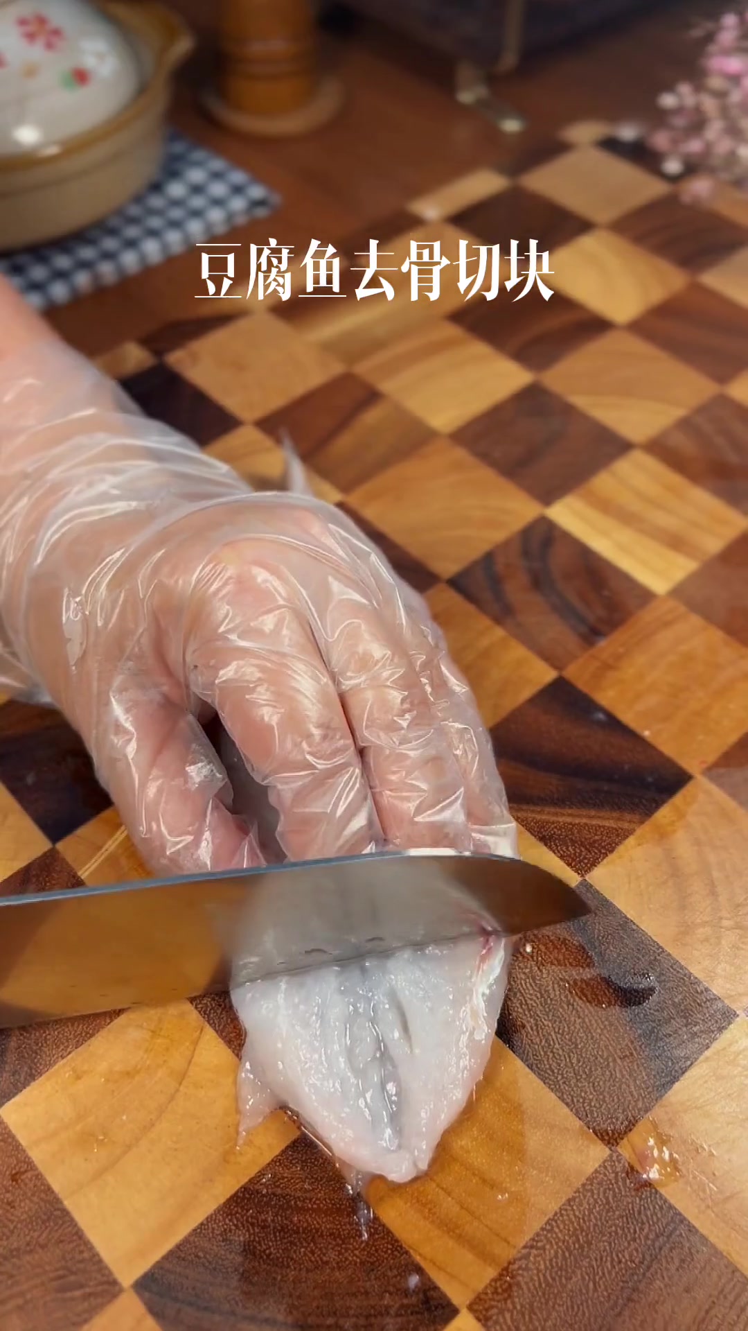 紫菜与豆腐鱼煎在一起,味道惊艳超好吃!