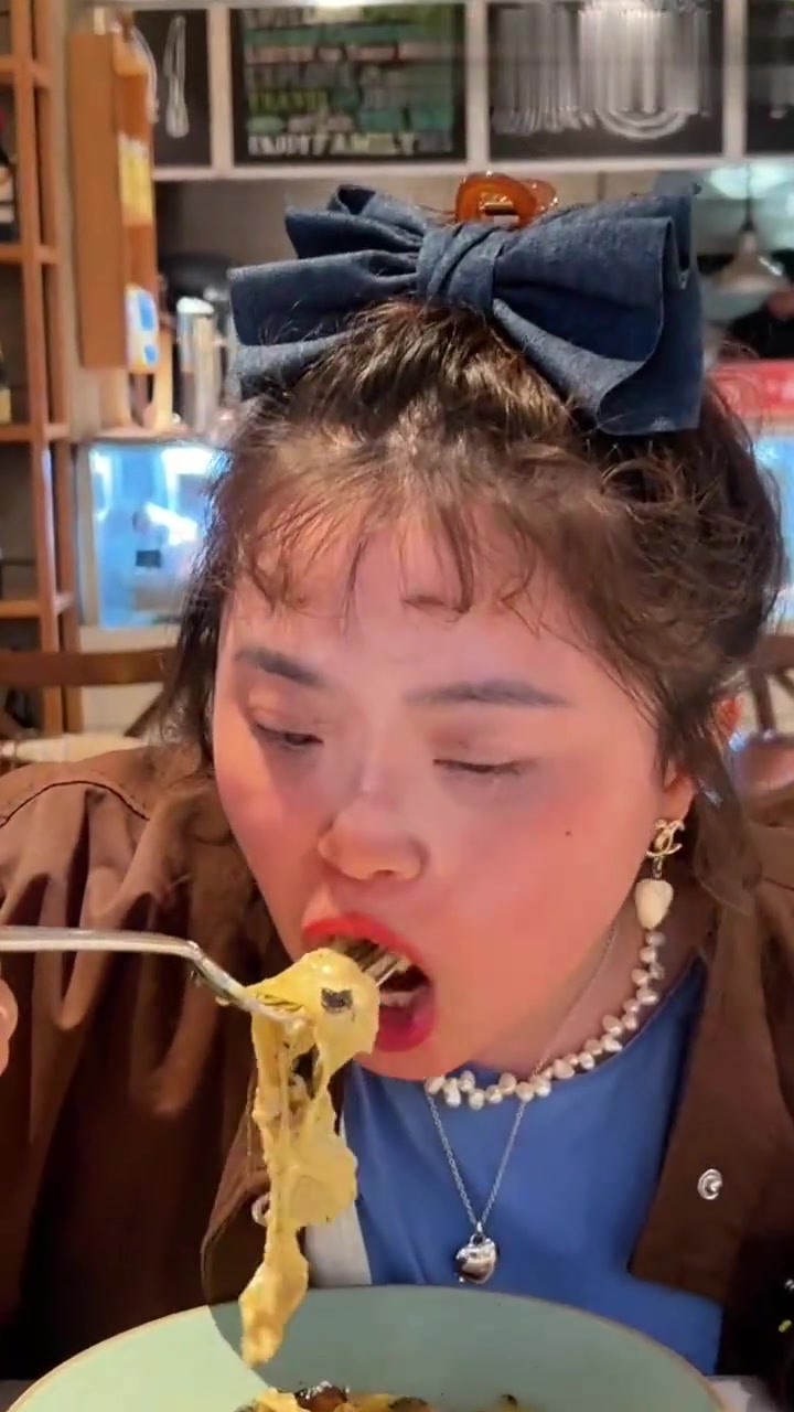 人生首次尝真正窑炉烤披萨,成都真有料