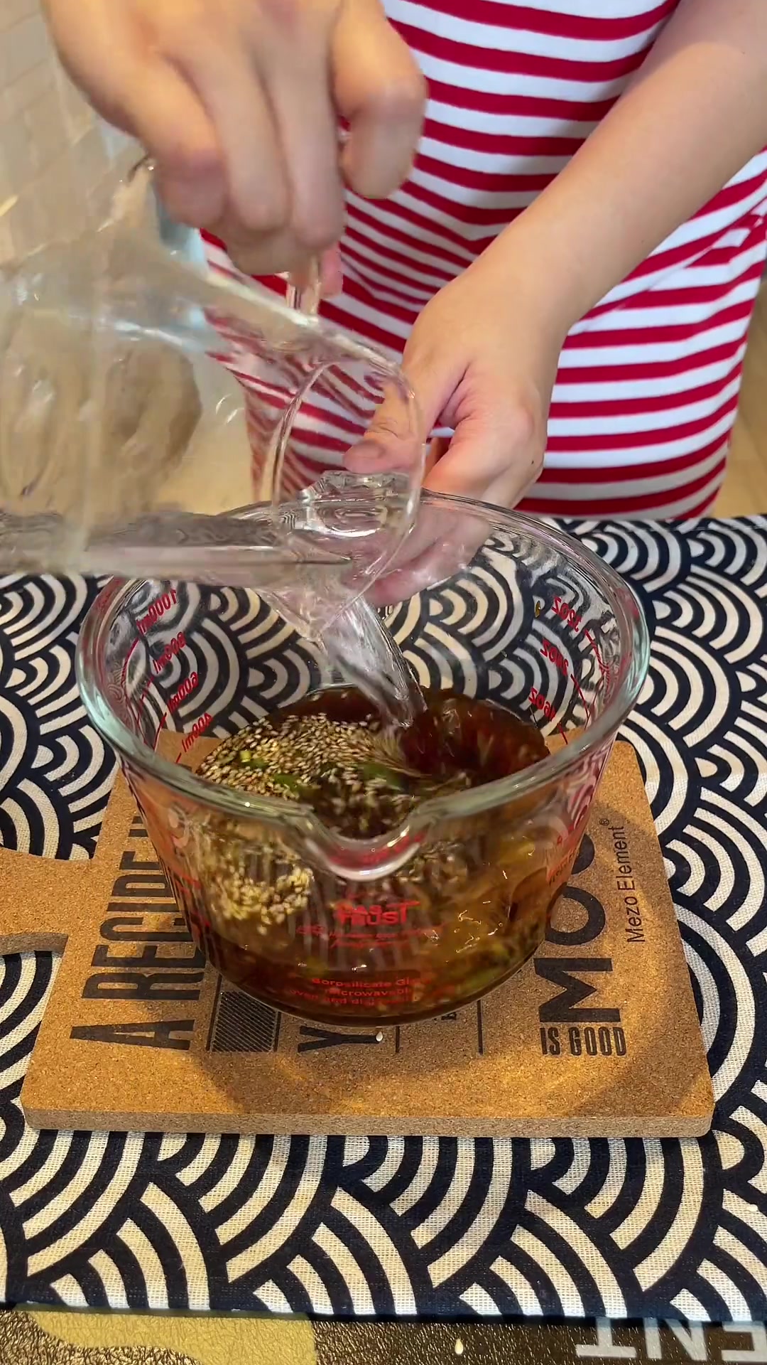 聚会必备!夏天超适合的低卡酸辣海鲜大餐