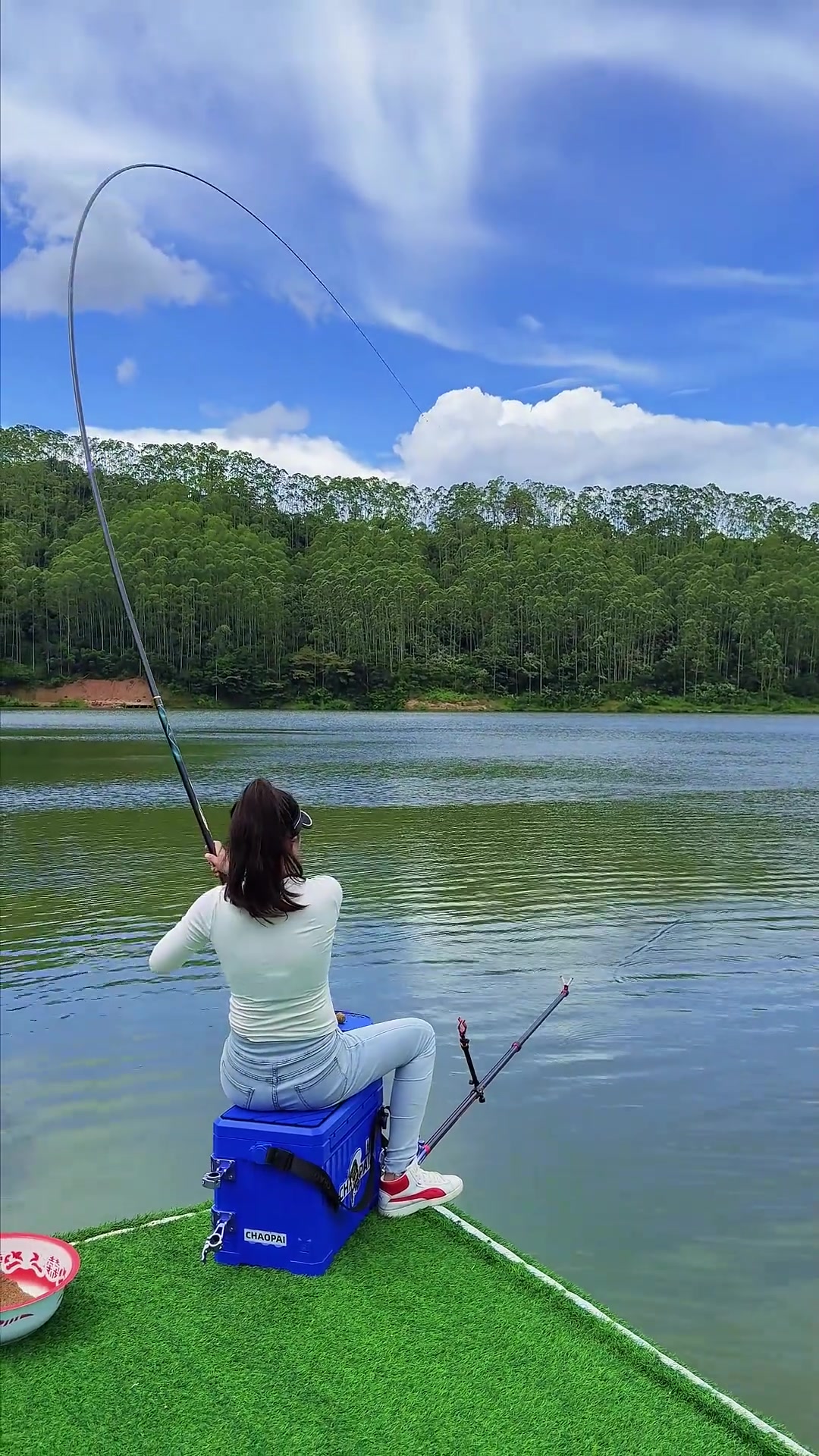 用大鱼换鸡吃，香麻了。女钓手 钓鱼 原来钓鱼才是抖音运动顶流 2025dou来钓鱼 钓鱼人