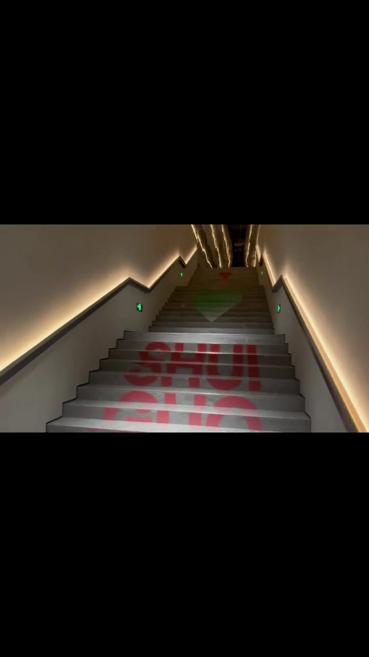 过年和朋友聚会的快乐都来自水裹汤泉