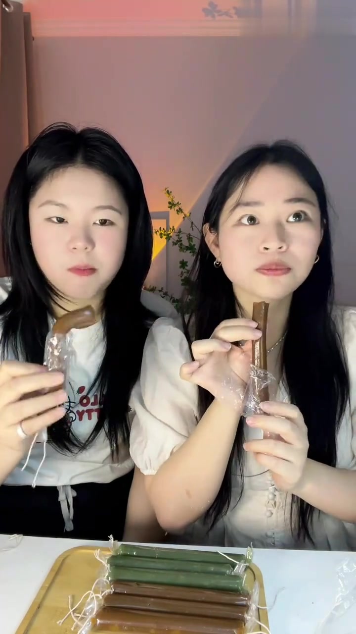 网上超火的特产糕点试吃