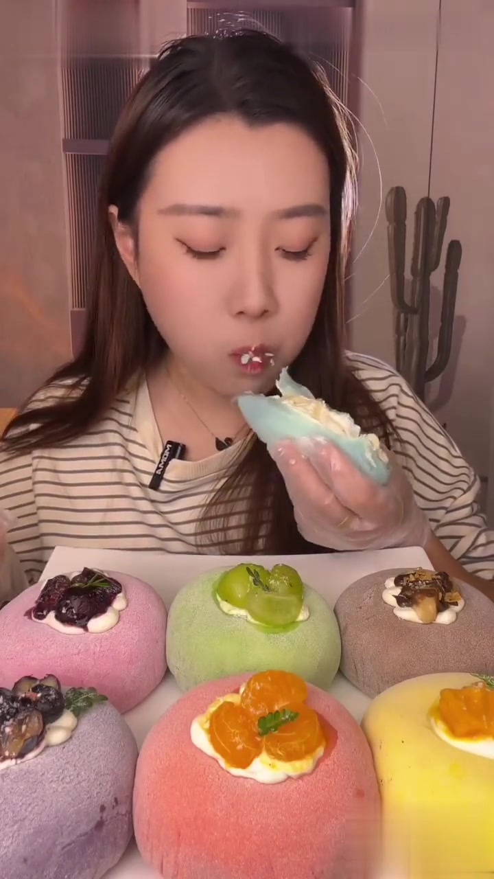 「雪媚娘」吃播合集