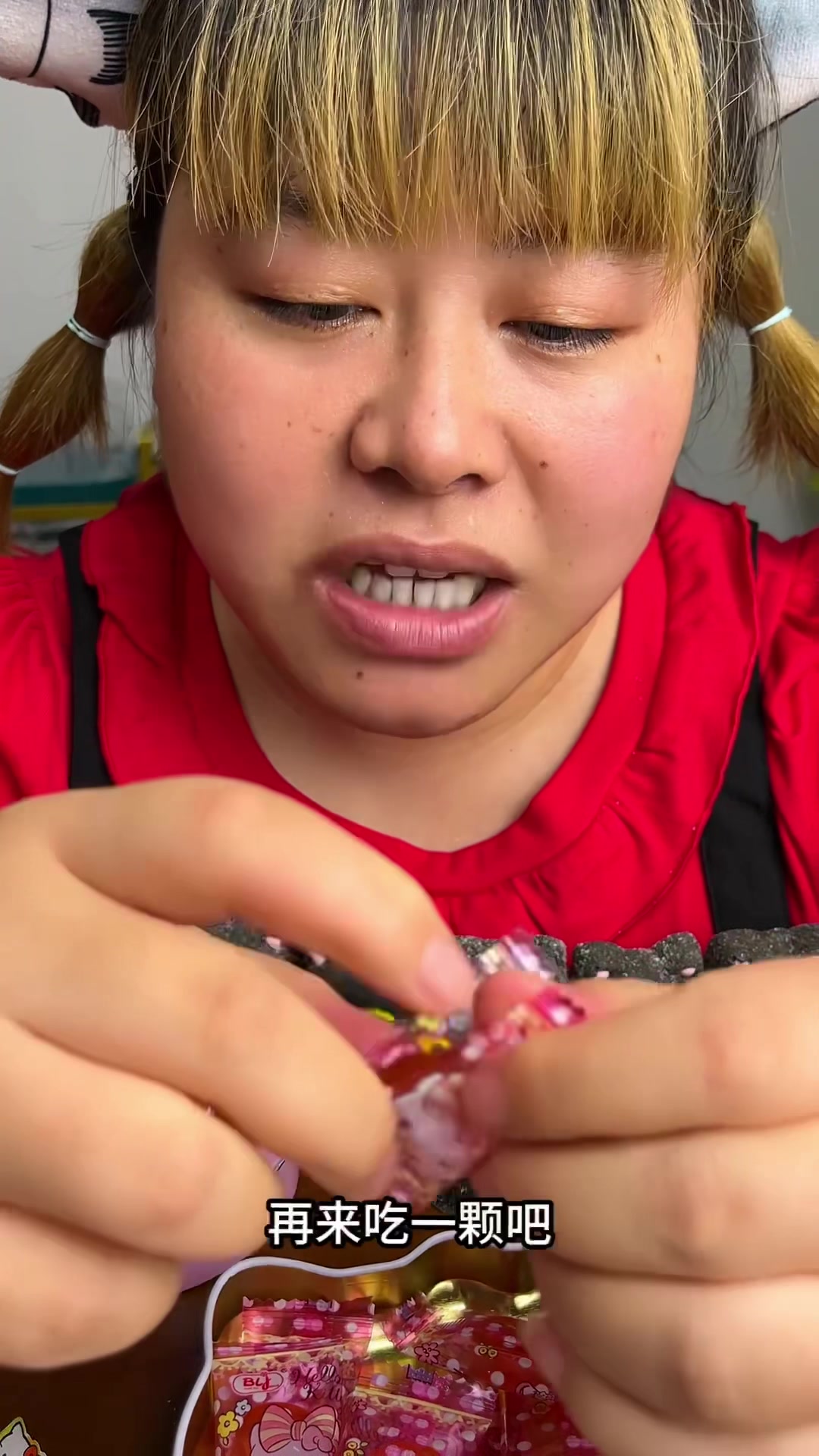 好吃的卡通小猫咪糖果