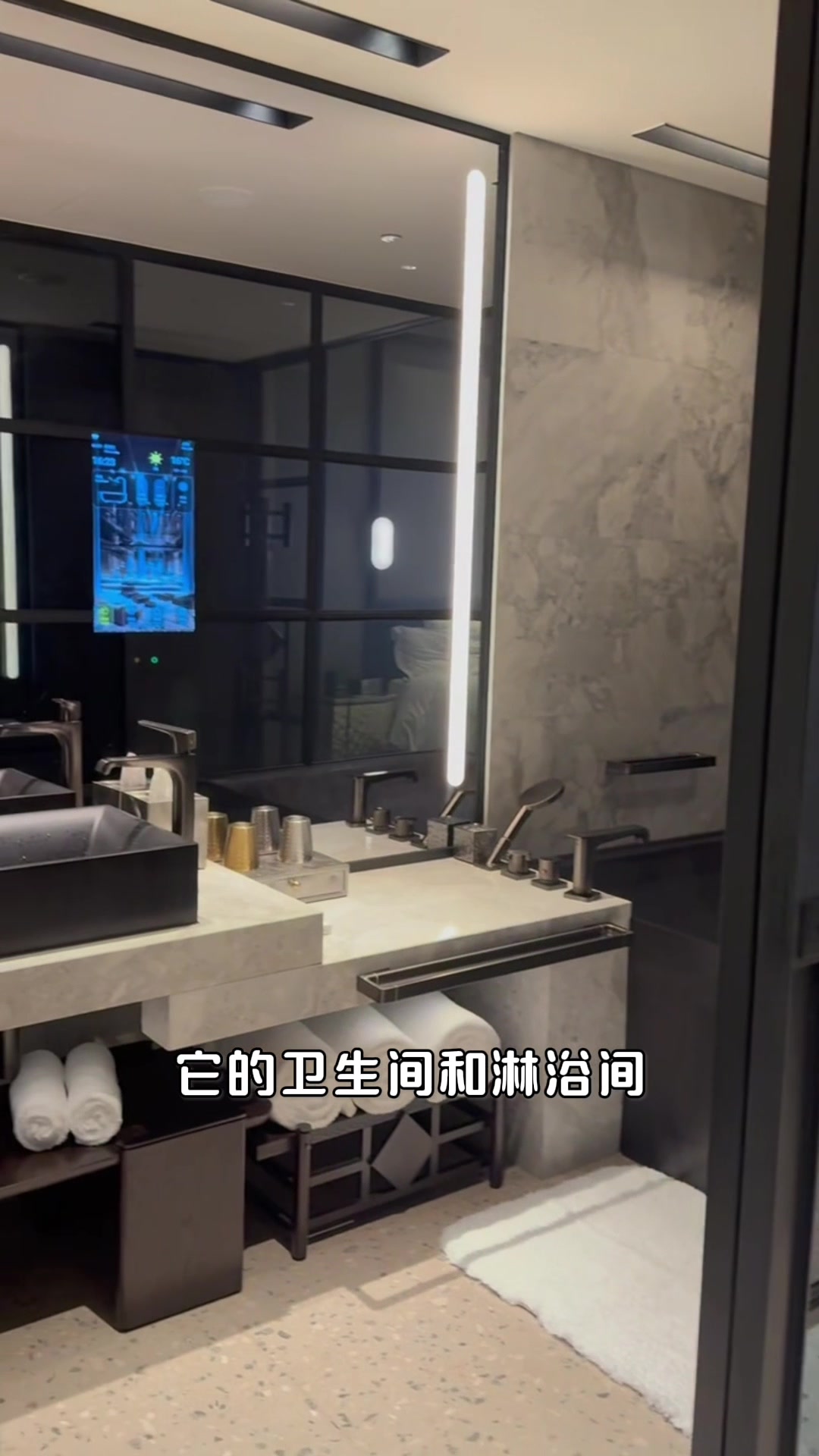 上海金浦顿酒店超大折扣!住三付二直接打大价格!!