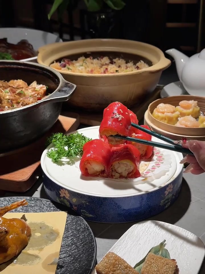 南京开15年老粤菜馆,超爱他家乳鸽和烧鹅皇!