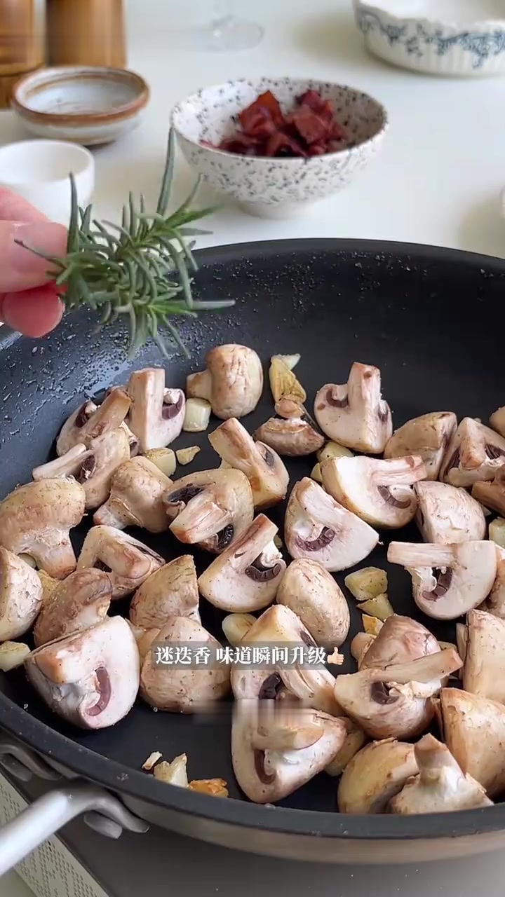 德式土豆温沙拉，香香脆脆超好吃！