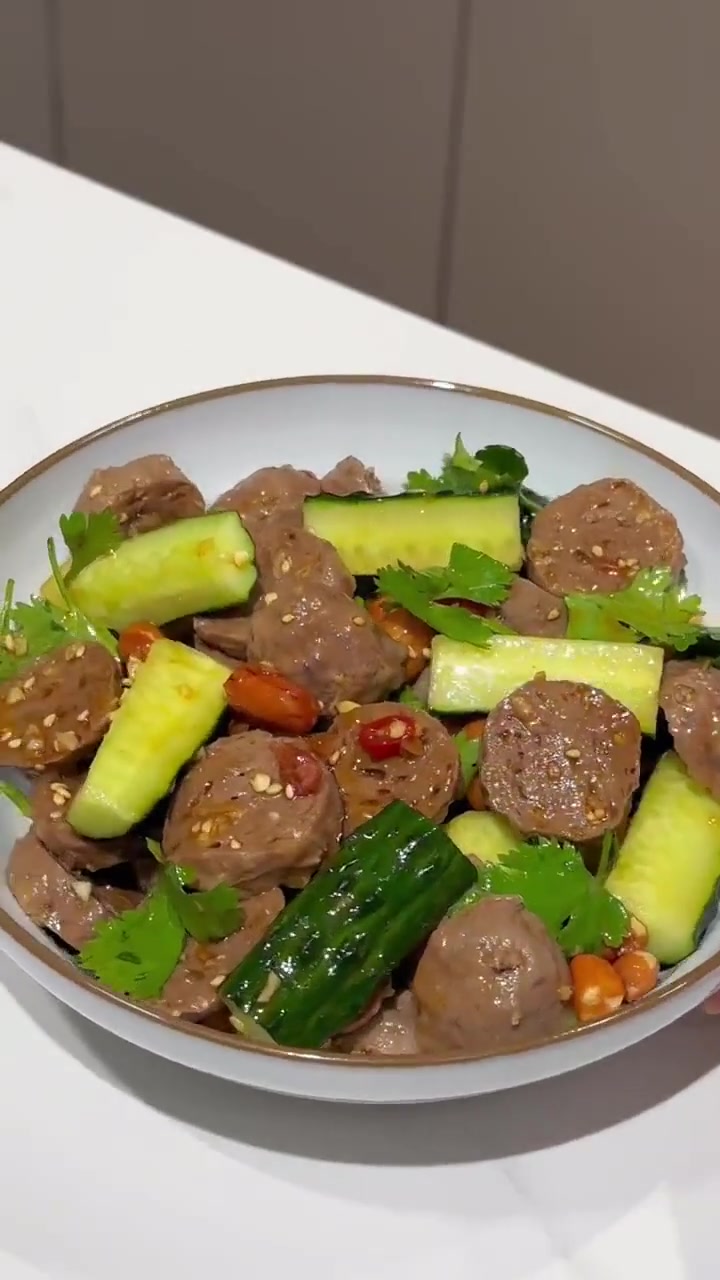 今天吃什么?凉拌牛肉丸