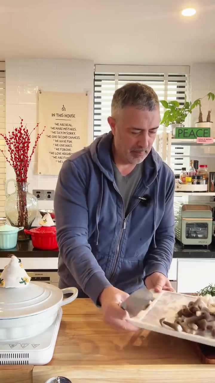 自制蜜汁蘑菇酱鸡肉，奶香浓郁超好吃！