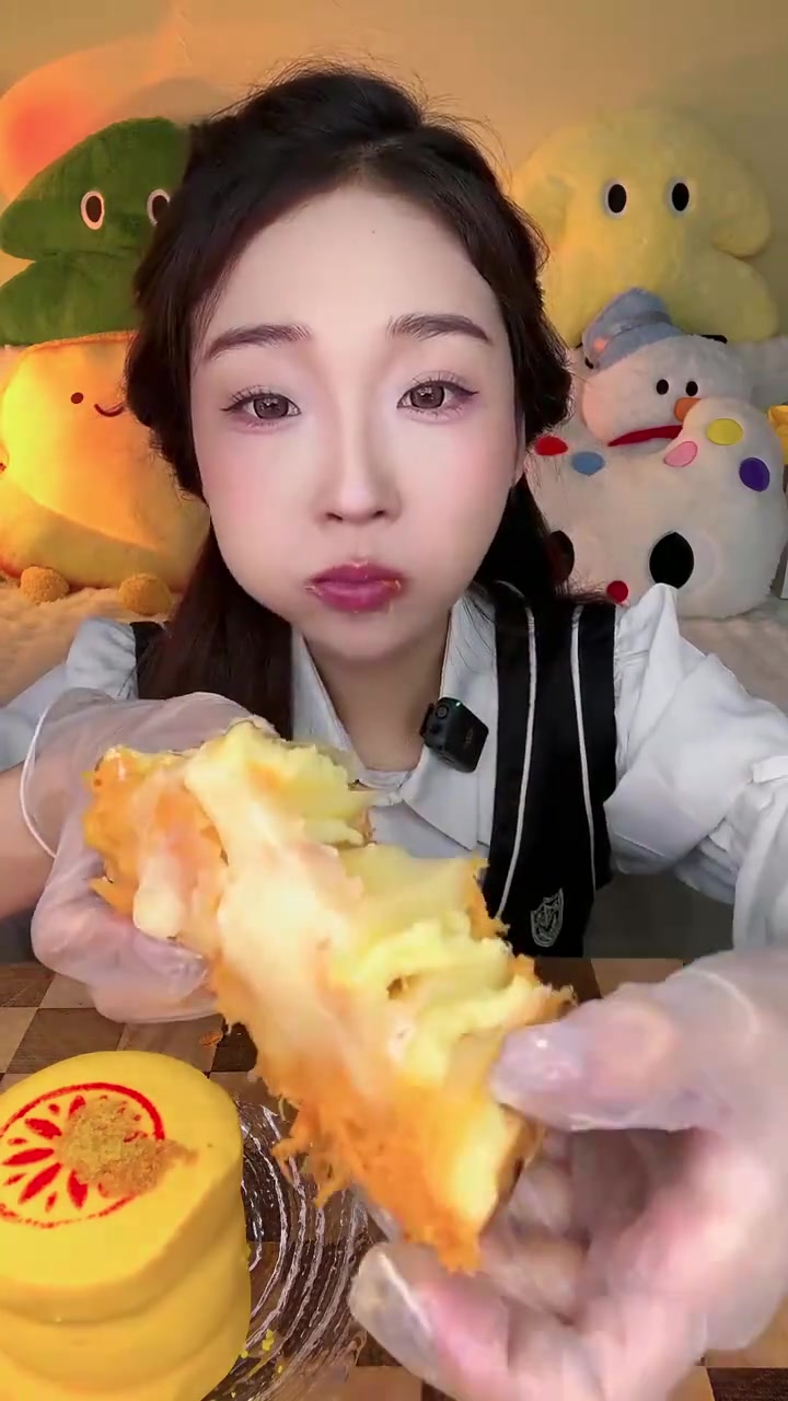 丸子不加糖吃乾隆酥饼,酱多多!