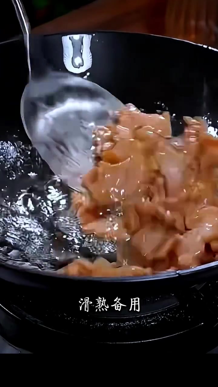 苦瓜炒肉做法有讲究两步教你做美味家常菜