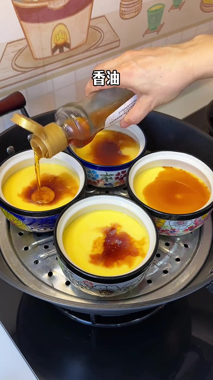 开水鸡蛋羹,零失败教程!鸡蛋先不打散加开水和盐,蒸10分钟即可!简单美味,有手就能学会 开