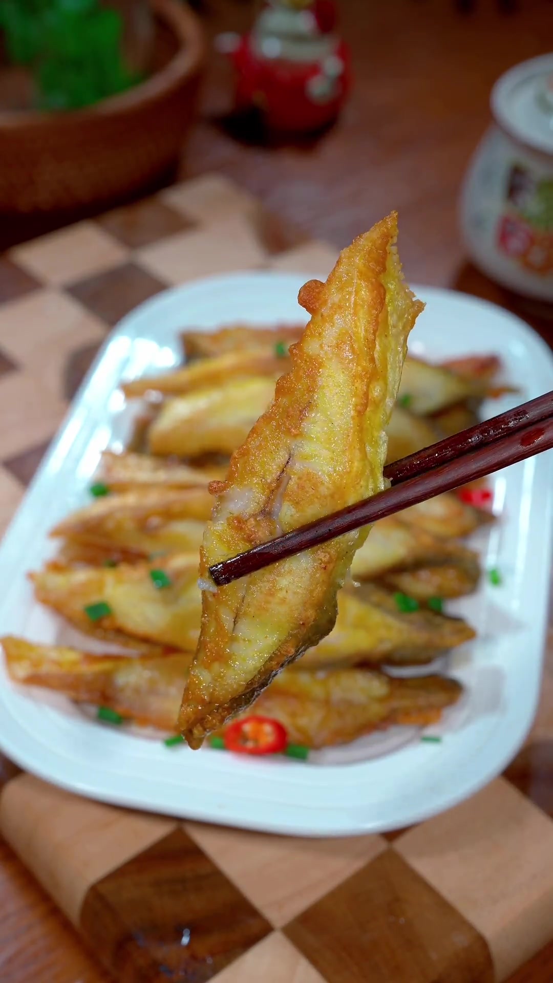 香煎鲳鱼好吃又营养，没吃过的一定要试试