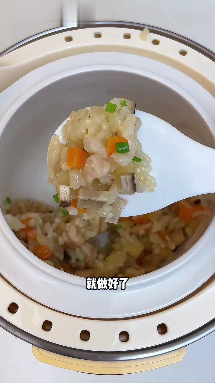 宝宝辅食香菇鸡肉焖饭，适合12月龄以上