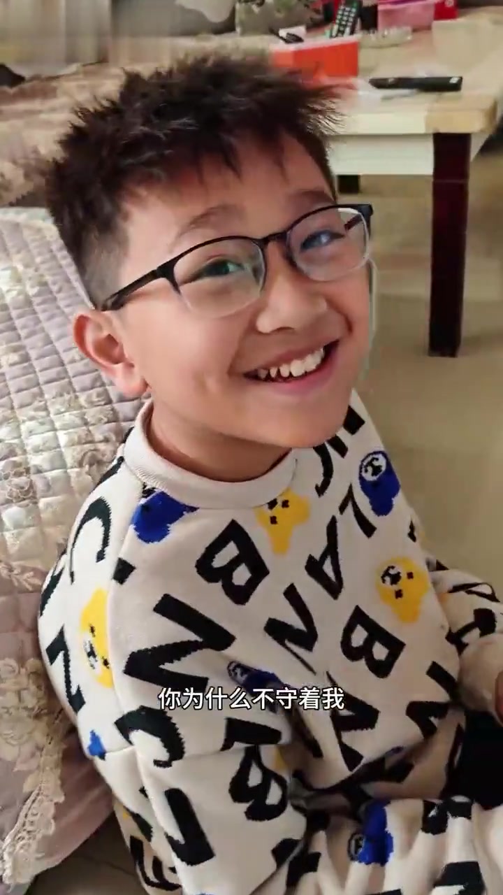 烧饼哥买电视复盘逆战,小烧饼想复盘英语