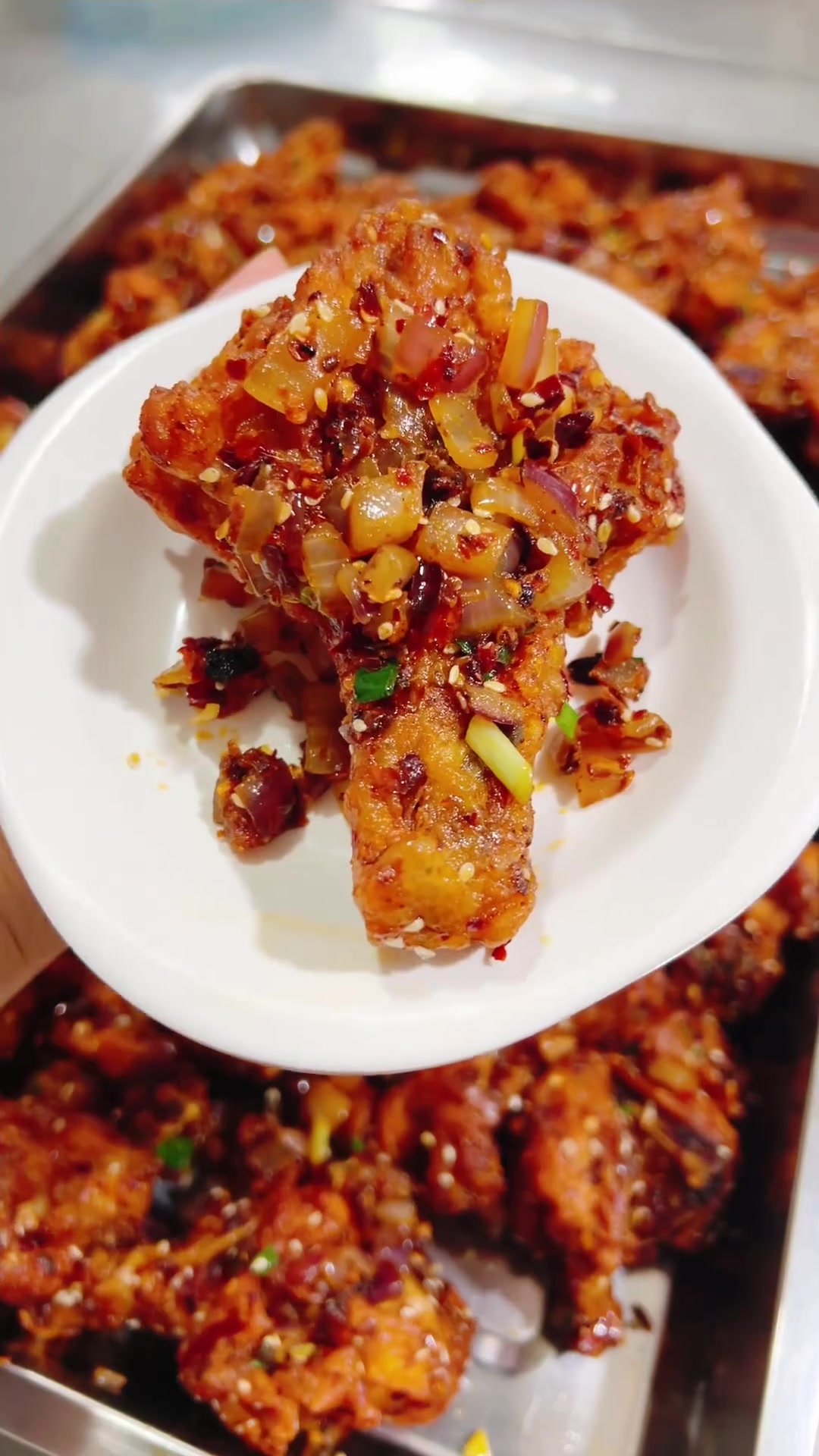 葱香干锅鸡腿做法,香辣入味超下饭,赶紧试试