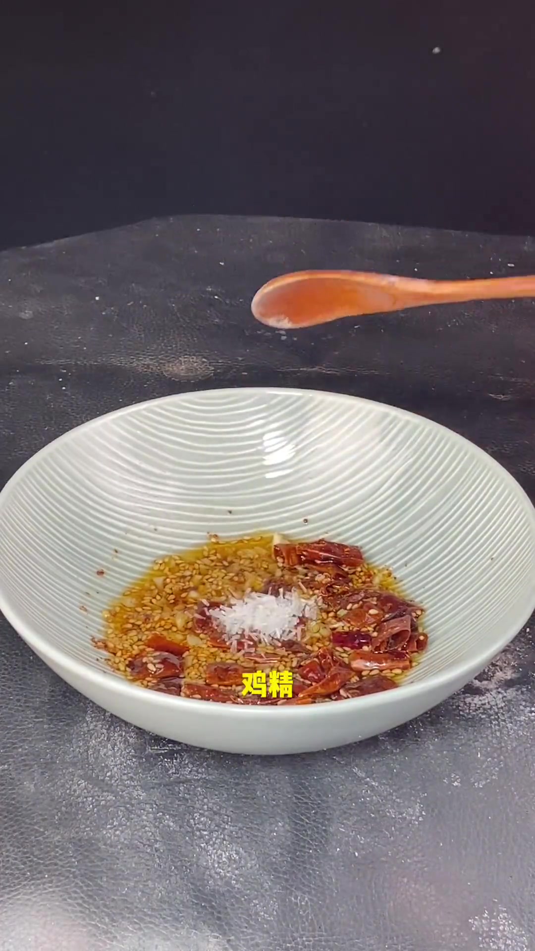 凉拌西葫芦清脆爽口特别的好吃!