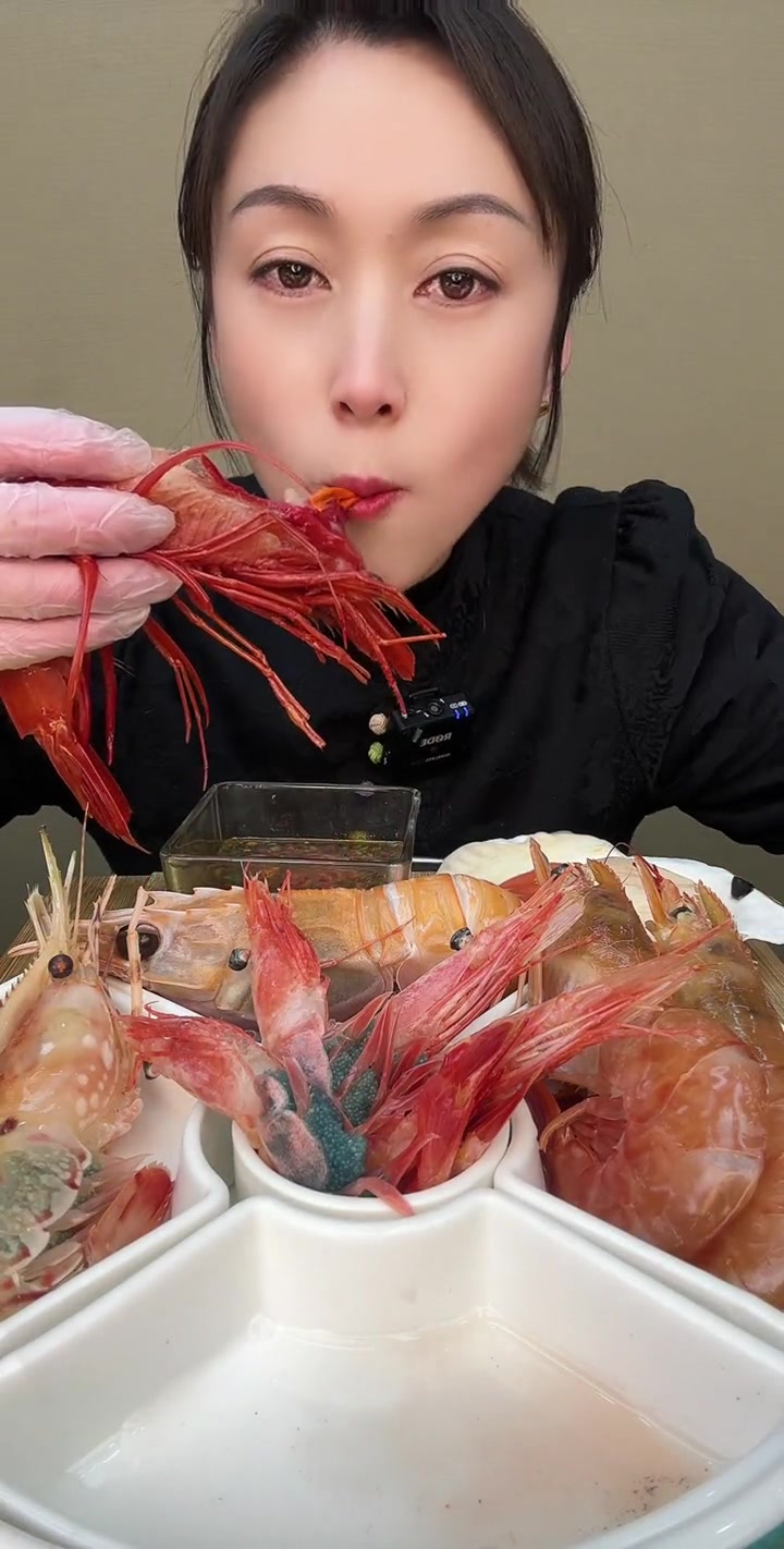 虾拼盘,入口即化这脑子太哇塞了