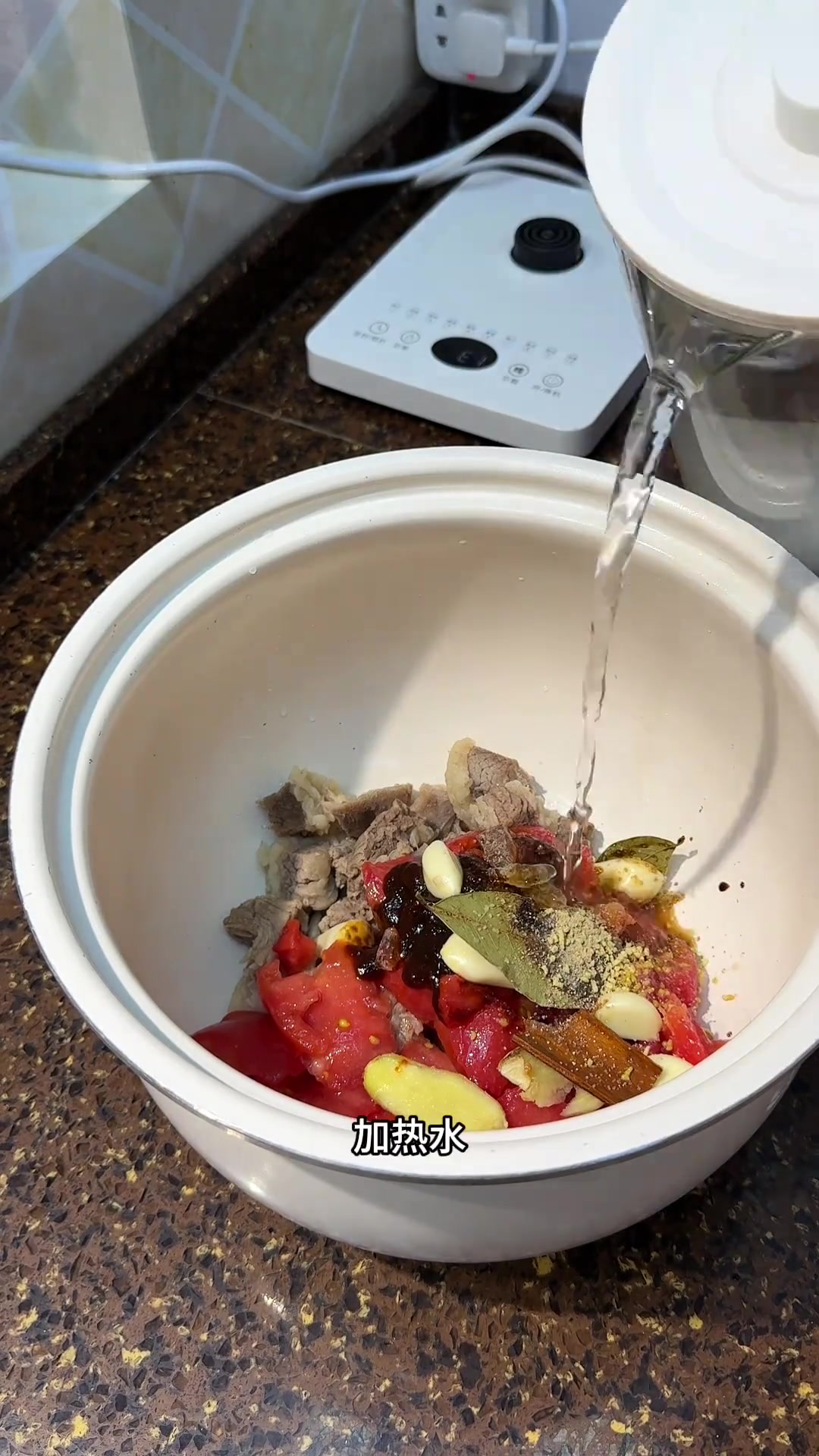 浓汤番茄牛肉面，味道超浓郁超好吃
