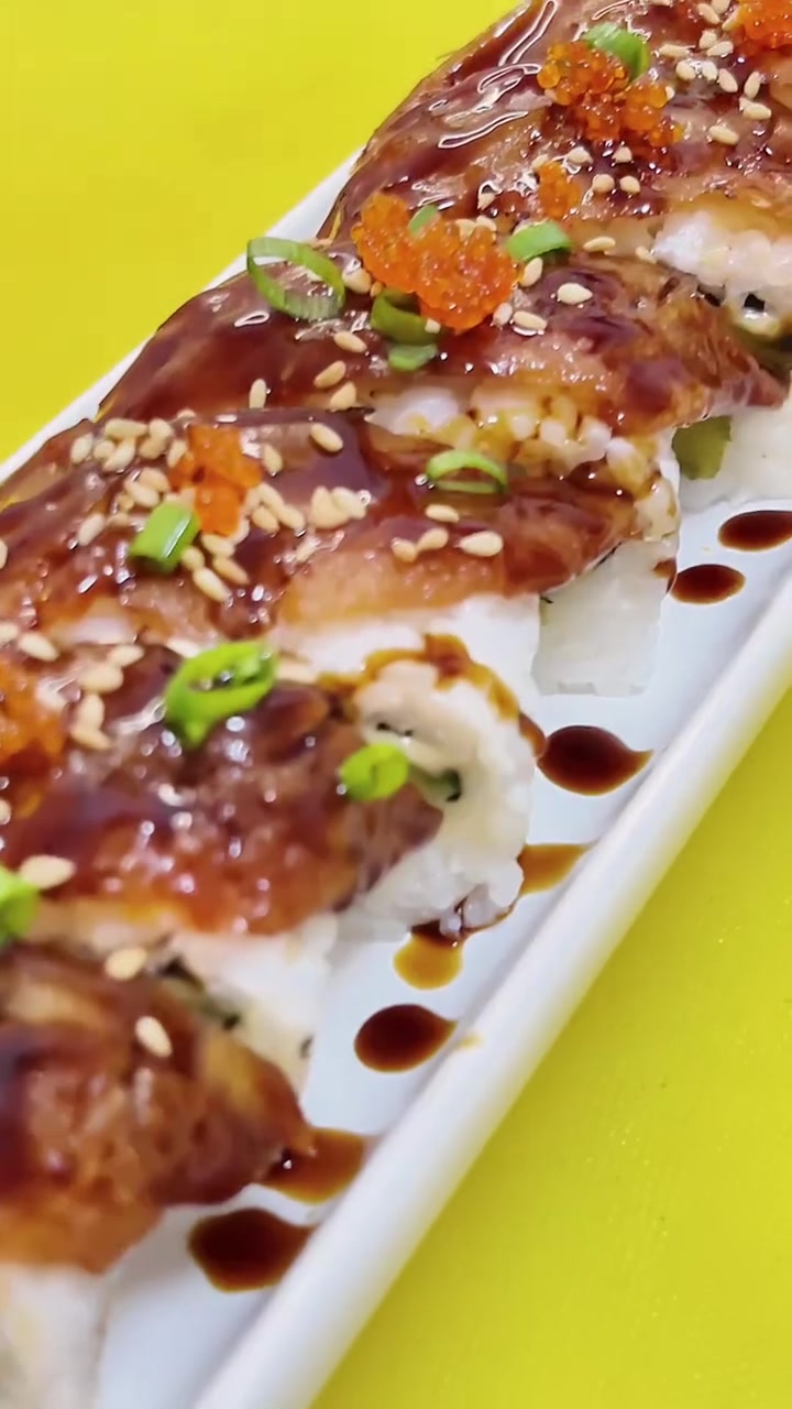 蒲烧鳗鱼寿司制作