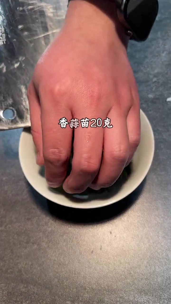 脆椒小炒青瓜.教学视频!酸脆可口,小菜有味!