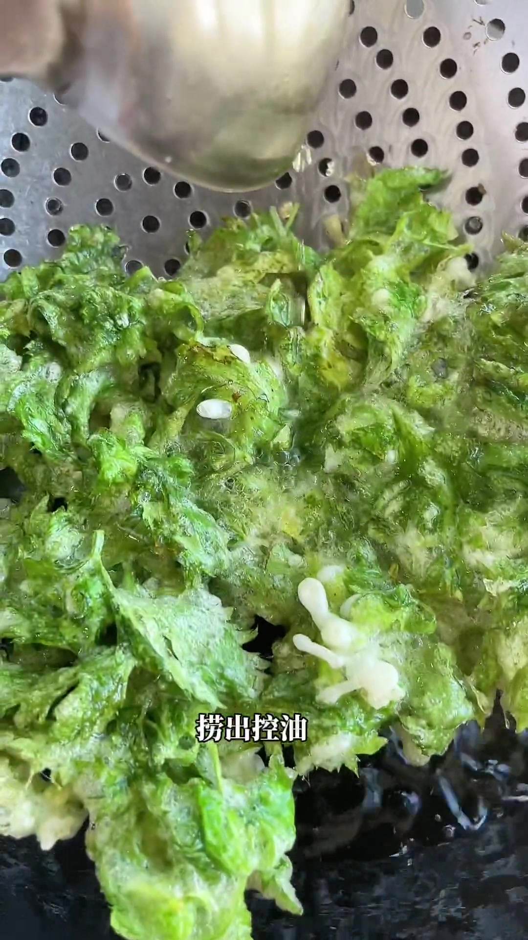 芹菜叶烧汤鲜香!做法仅供参考