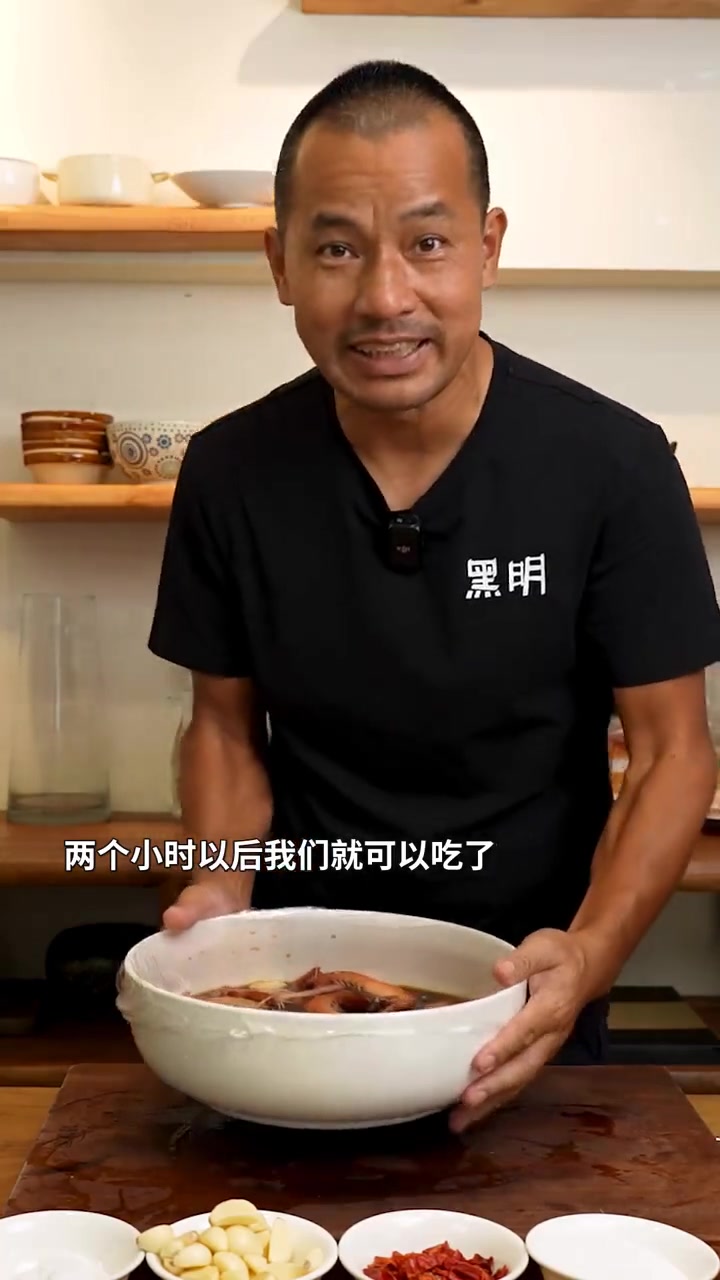 市面上主流淡水虾三种做法，怎么吃都鲜甜！