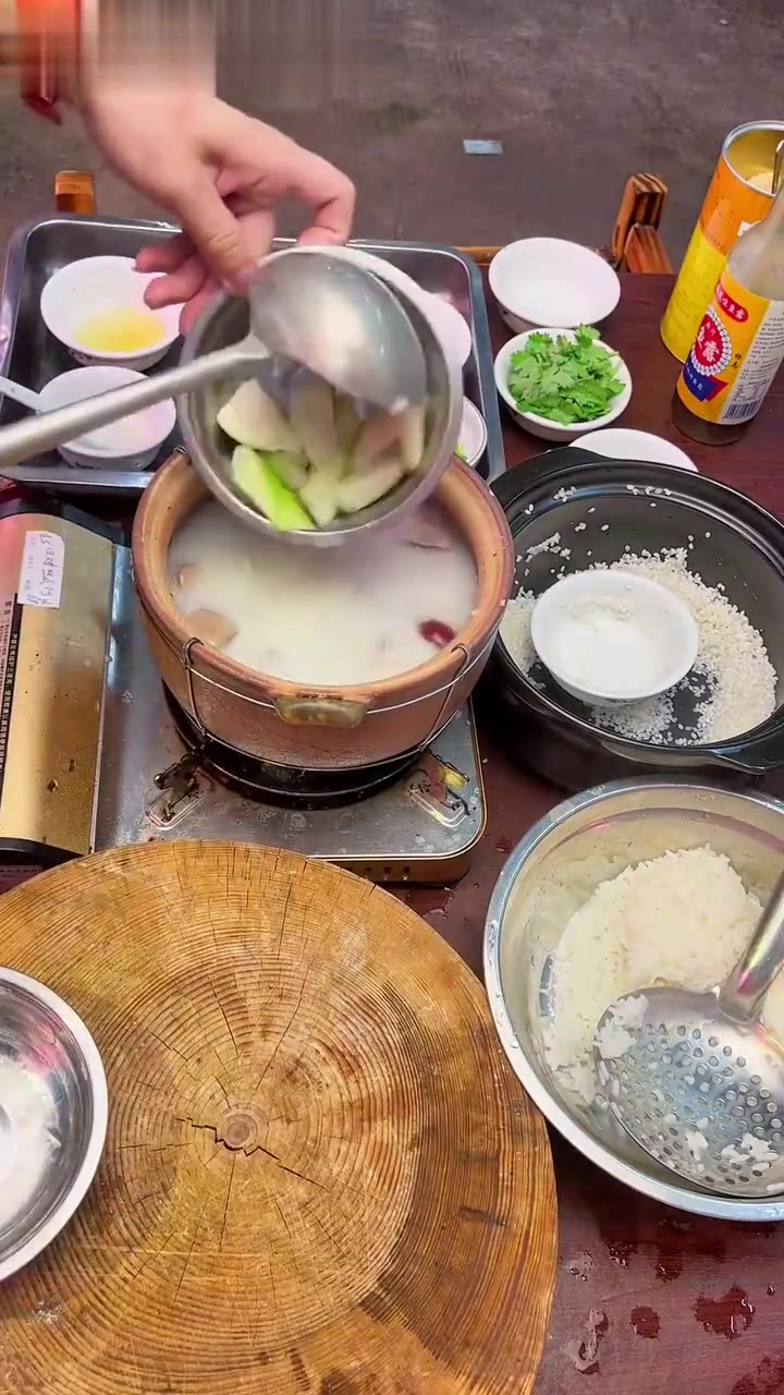 带皮田鸡粥!(清口开胃)二十年老厨教学砂锅粥