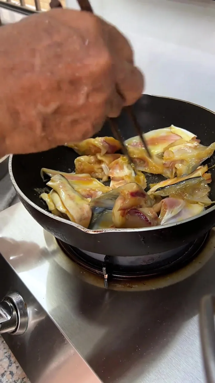 顺德名菜煎焗大鱼头,香稣脆嫩超美味