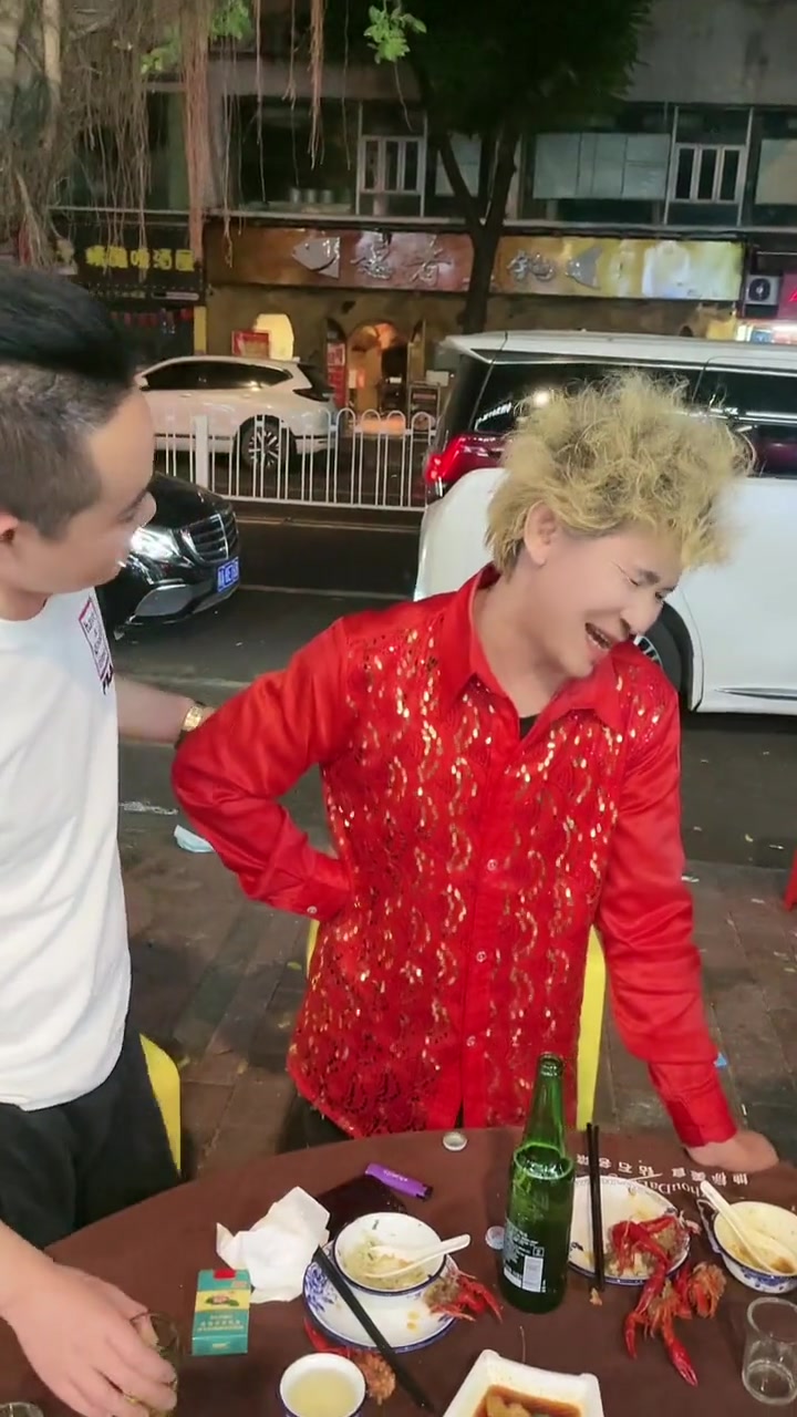 醒醒目目,炒螺明