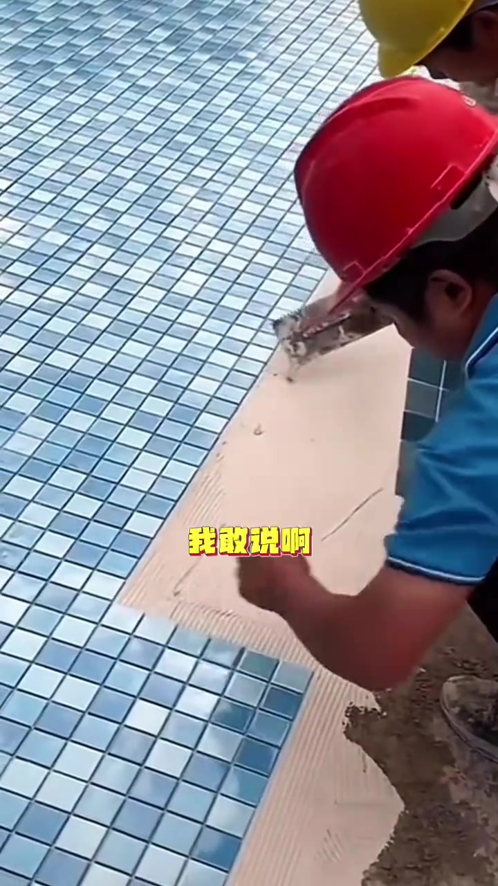 鱼池底部应该怎么设计？鹅卵石？贴砖？裸池？