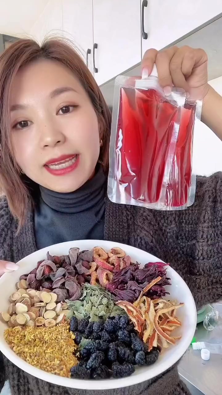 摆摊必不可少的饮料酸梅汤,酸甜又解渴,配方今天分享给大家