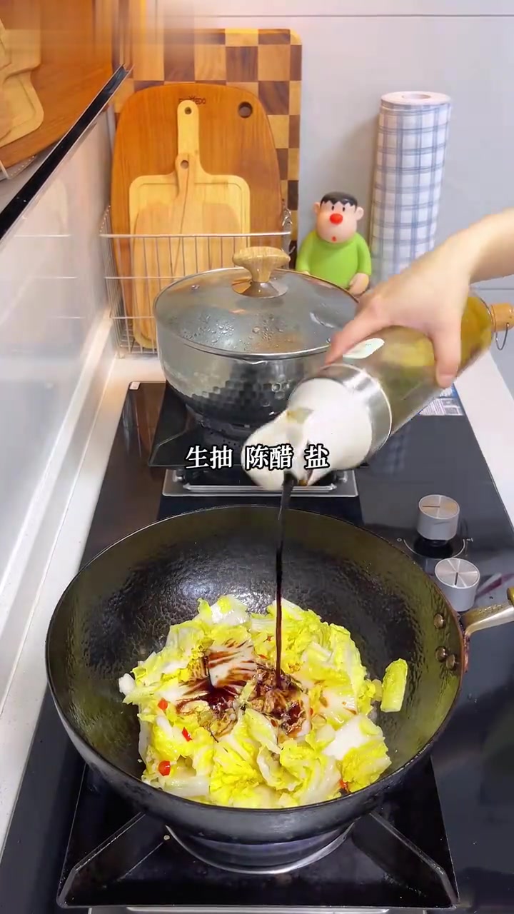 紫苏炒虾+酸辣大白菜