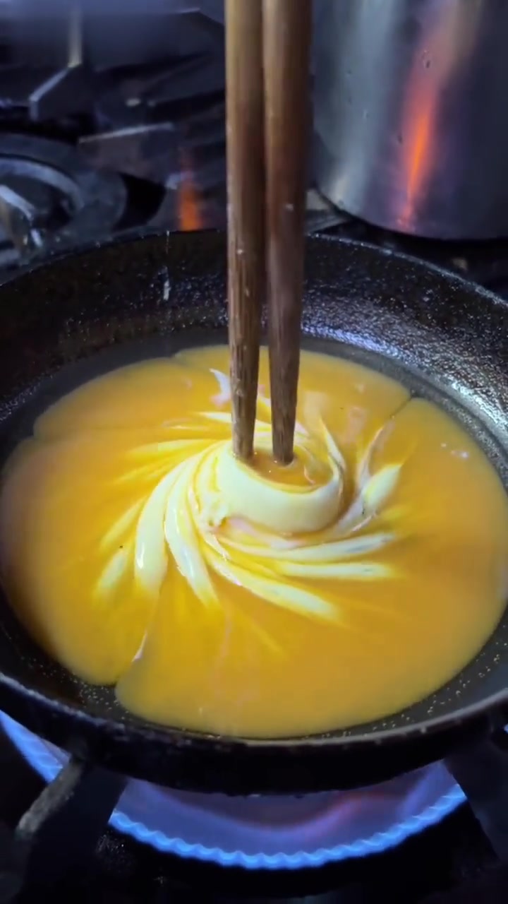 两种蛋包饭的做法,大家有喜欢的吗?