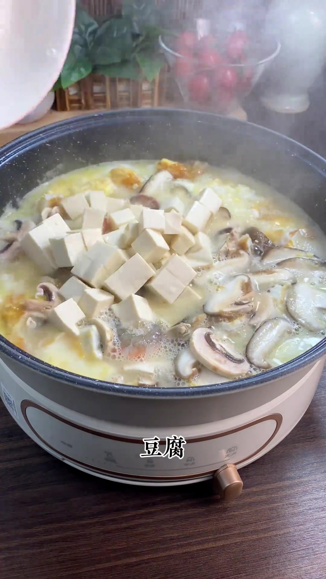的时候,一定试试这个白菜虾仁豆腐汤,食材简单,营养满满