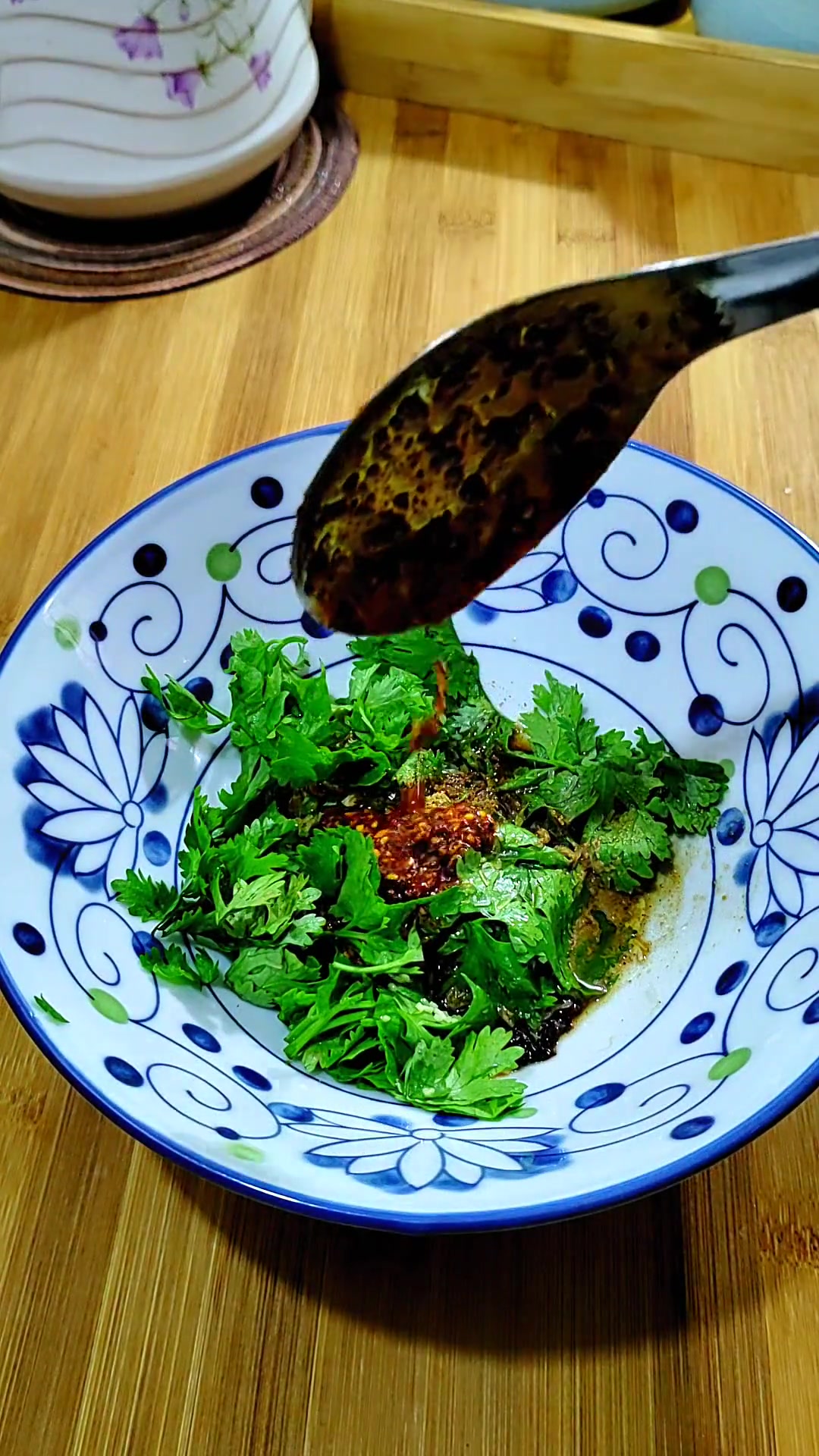 酸汤面叶酸辣开胃