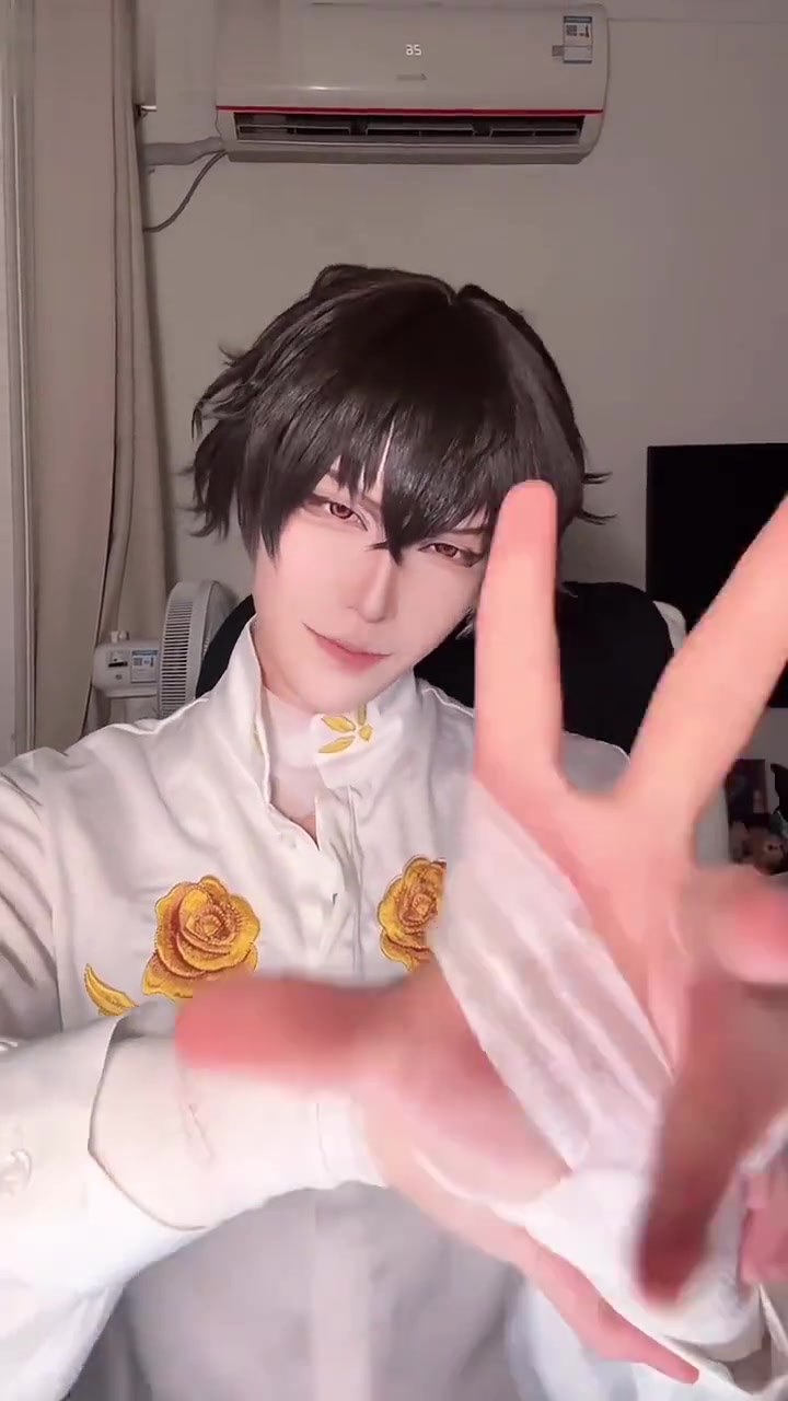 还我妈生鼻！简单好看手势舞｜太宰治cos｜ooc致歉