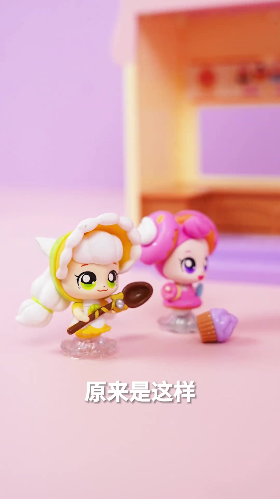 甜甜圈萌可带娃日常!双胞胎萌可大闹甜品店～