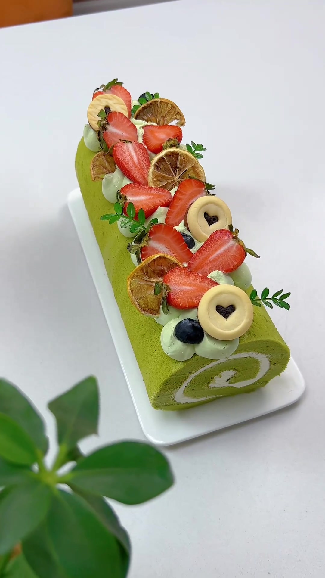 斑斓蛋糕卷用这个烤盘卷的更饱满了