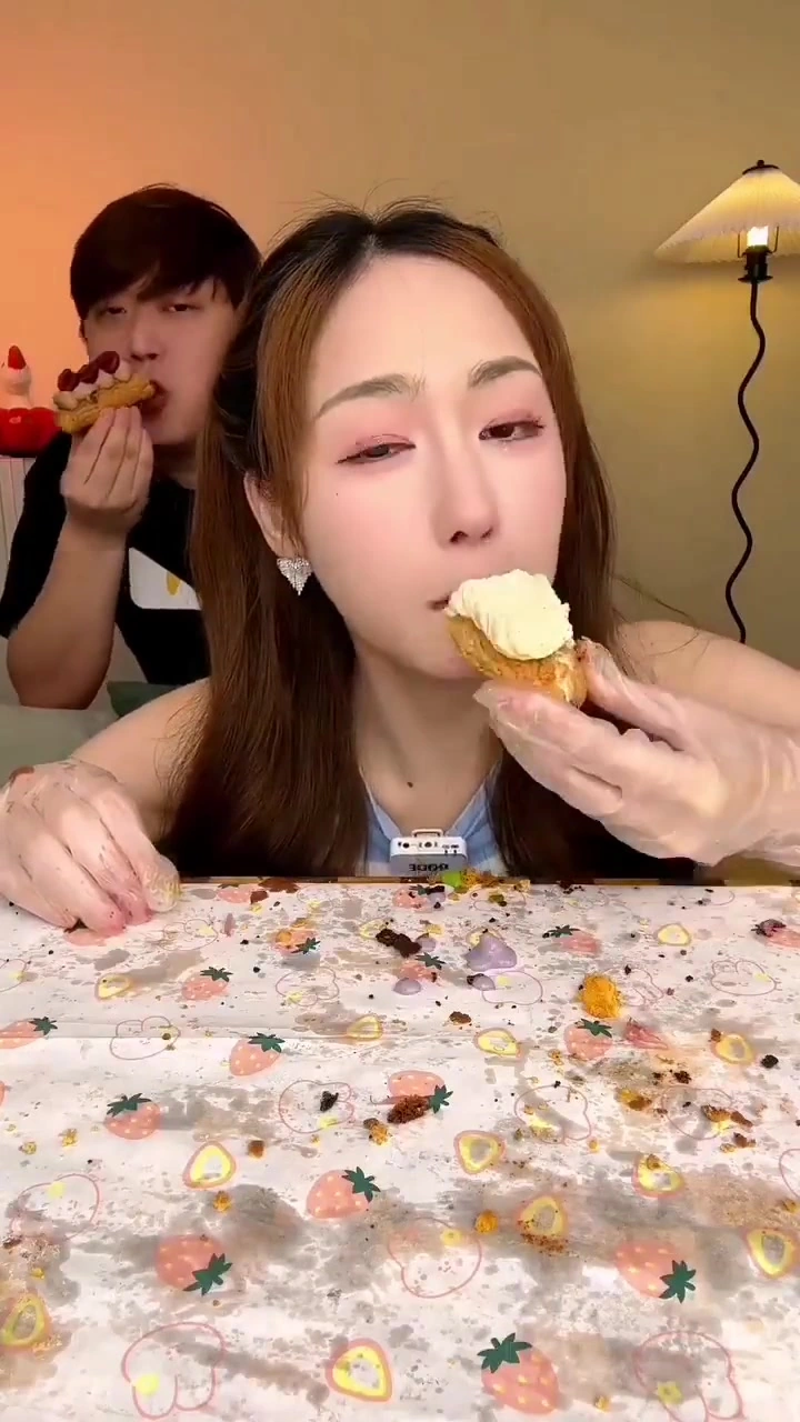 看看晴子小姐姐吃甜品合集吧!二倍速合集!