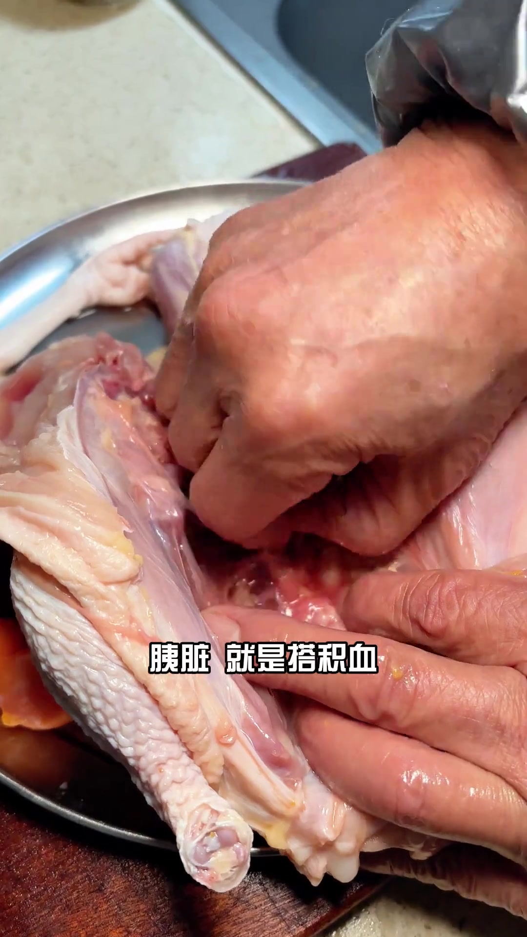 简简单单的山药老母鸡汤!汤鲜味美还营养!