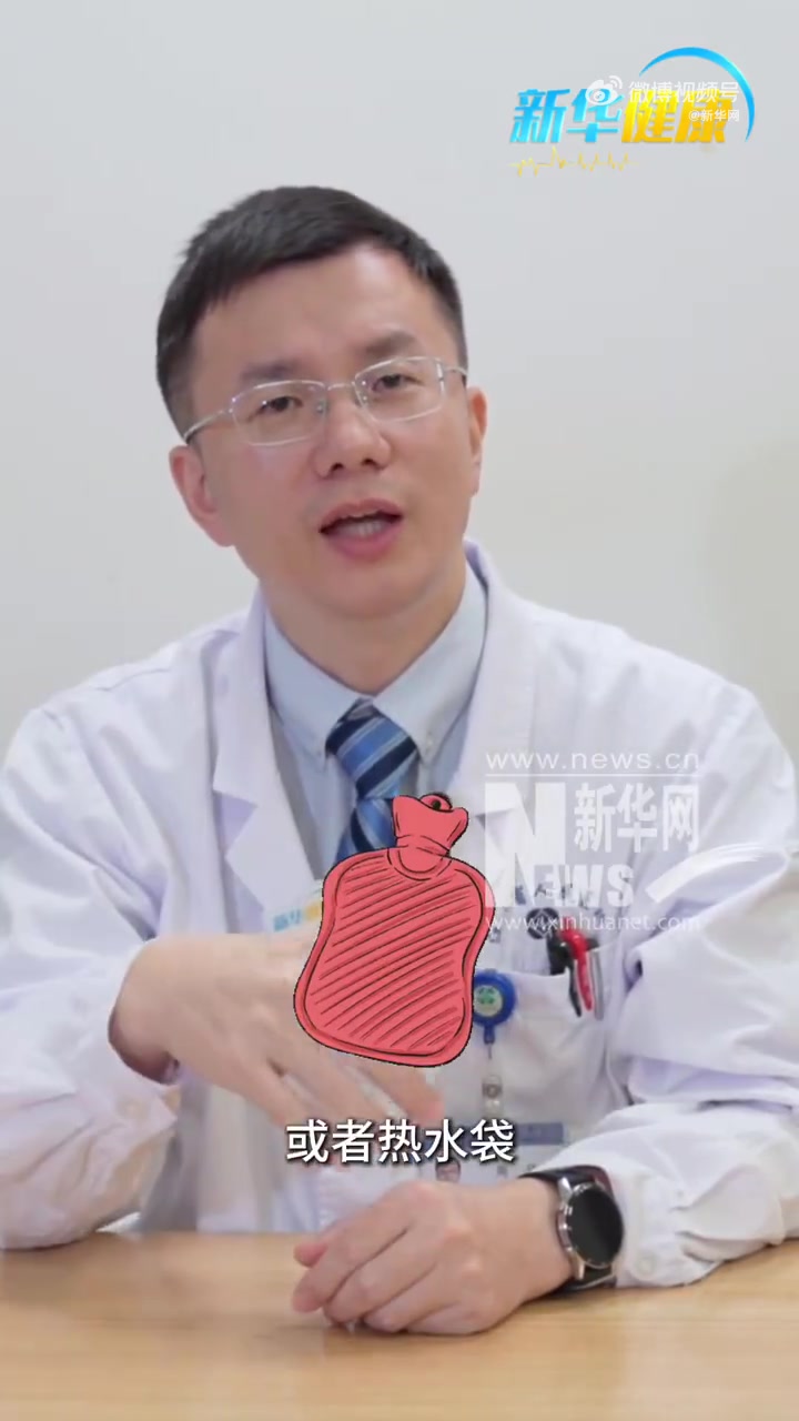 长时间伏案工作、低头看手机会对颈部肌肉和韧带造成压力，试试这几个动作，让颈椎“轻松一下”。