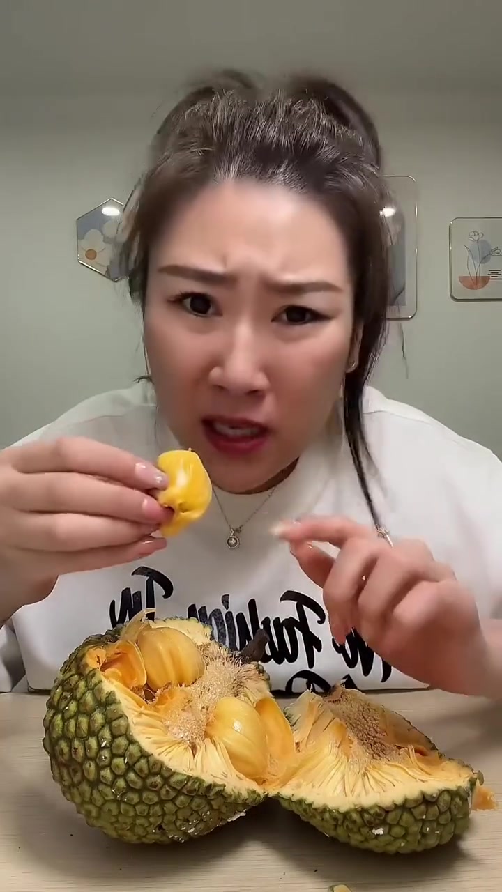 没吃过的榴莲蜜,味儿浓超甜,你吃过吗?