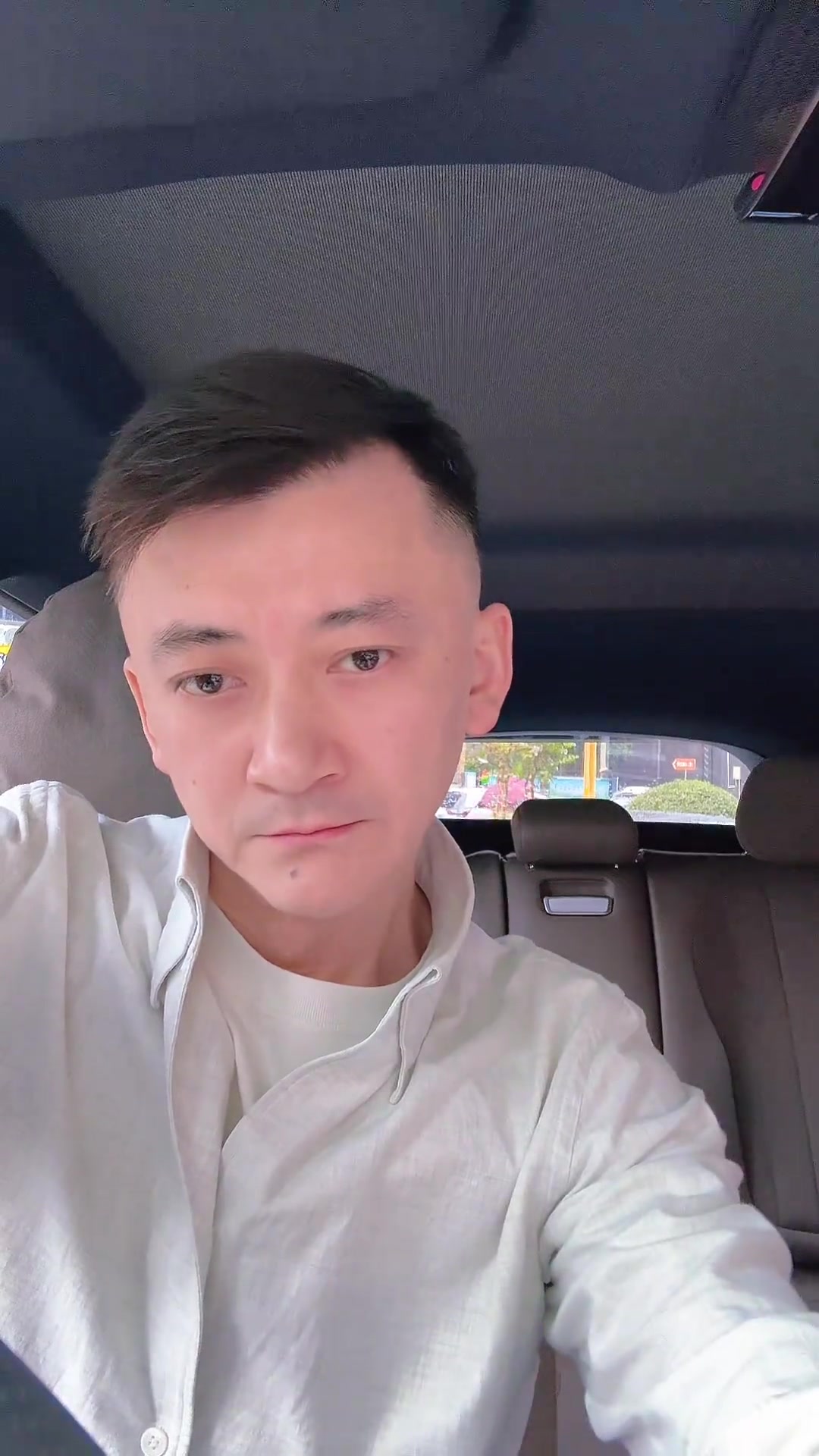 童话故事《浪浪山里的小鸡和小猪》