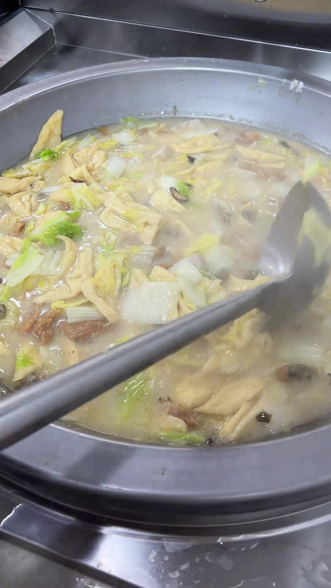 大白菜炖油豆腐,酒席的味道