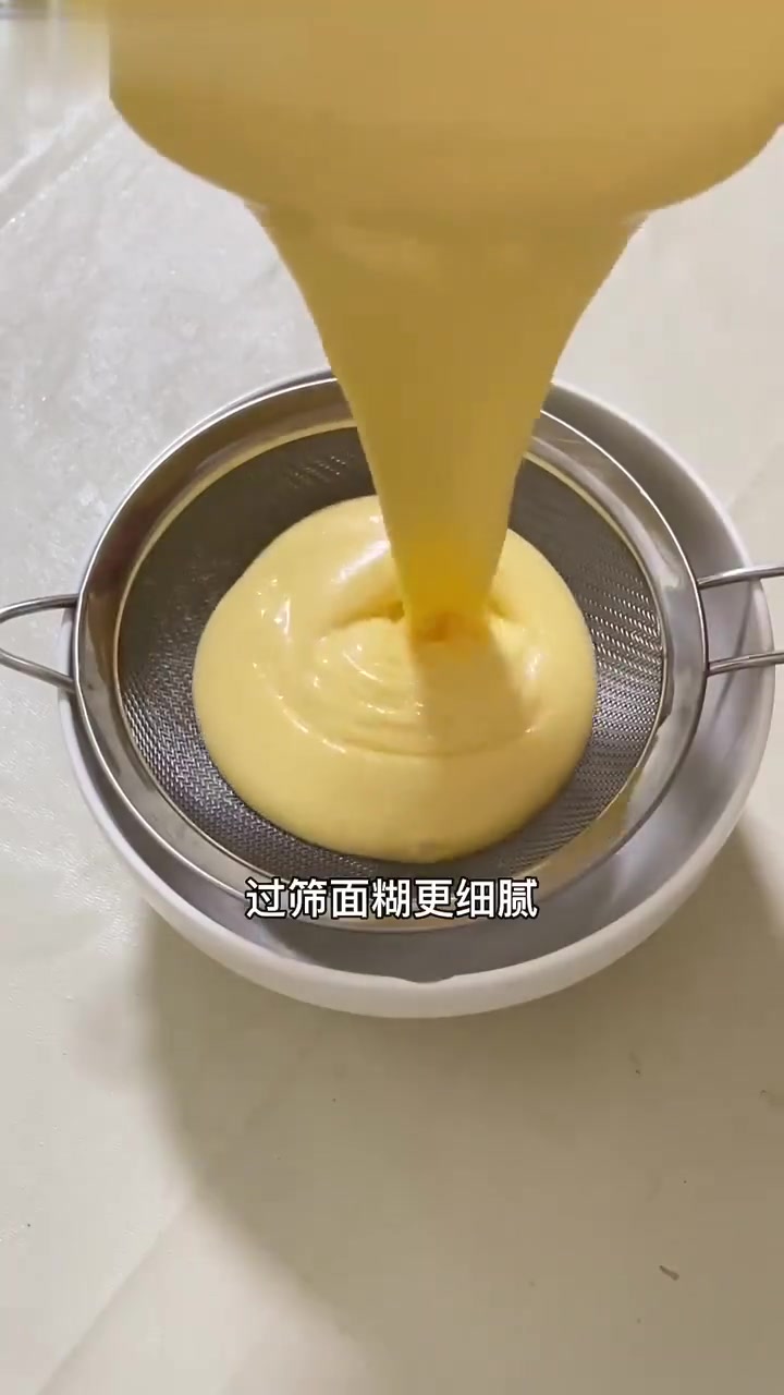 奥利奥轻乳酪蛋糕|冰淇淋口感～绵软细腻,冷藏后更好吃!