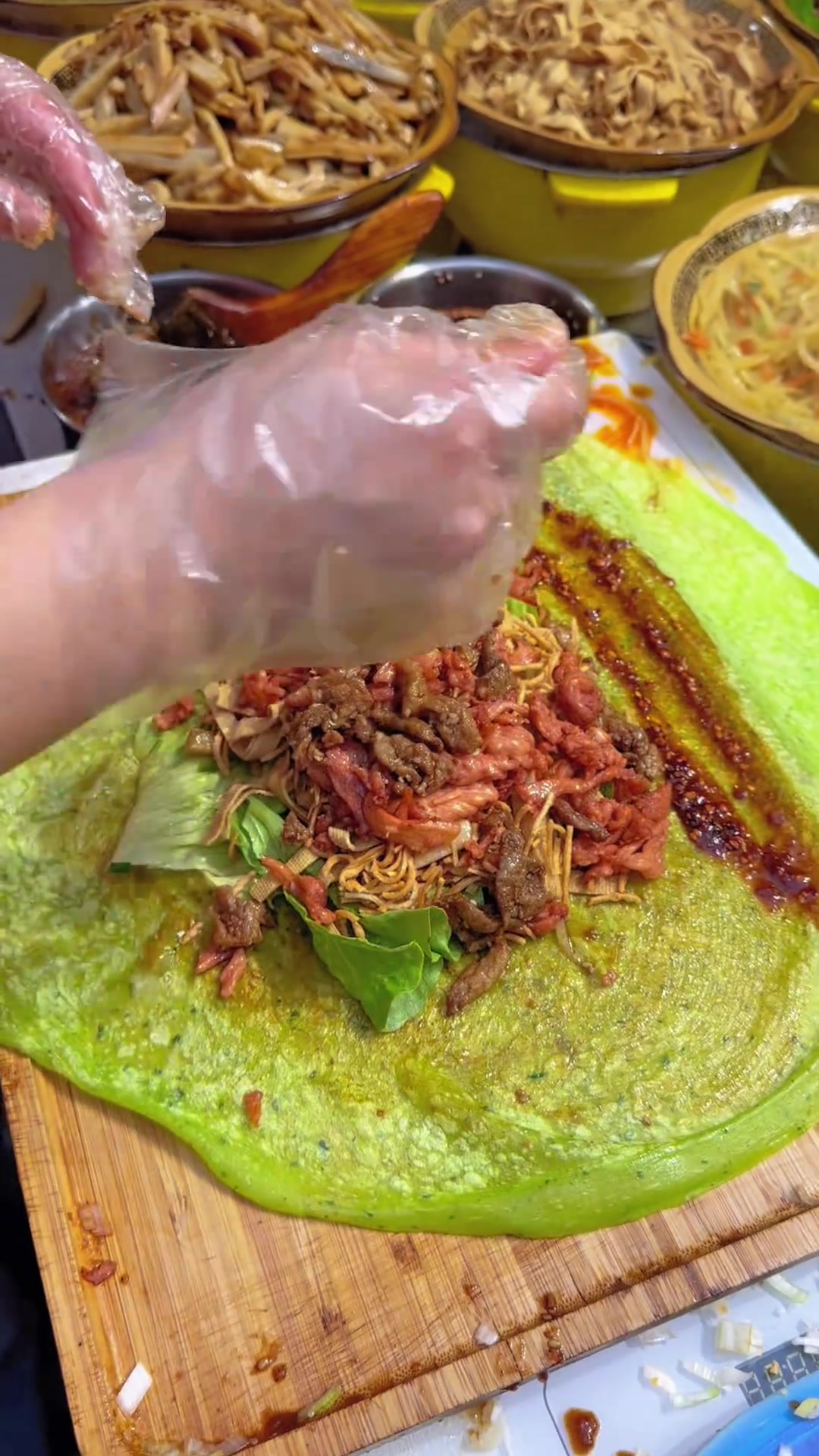 你们当地有这种特色卤肉卷饼吗？