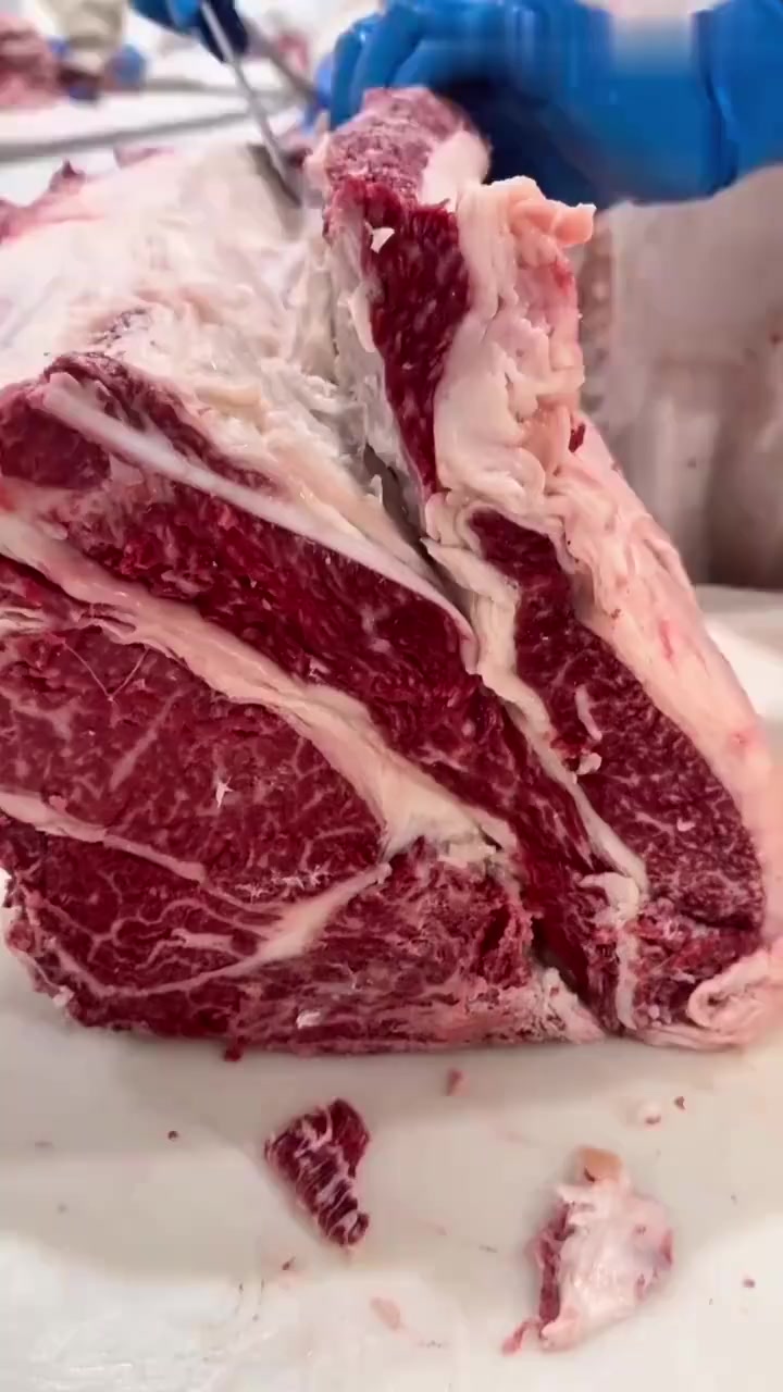 祝我们伟大的祖国繁荣昌盛!清川和牧和牛眼肉!